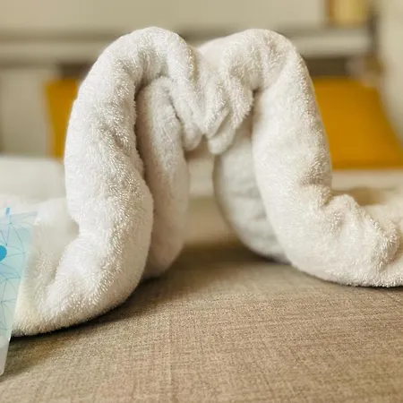 Holmann & Nocleg ze śniadaniem 4*